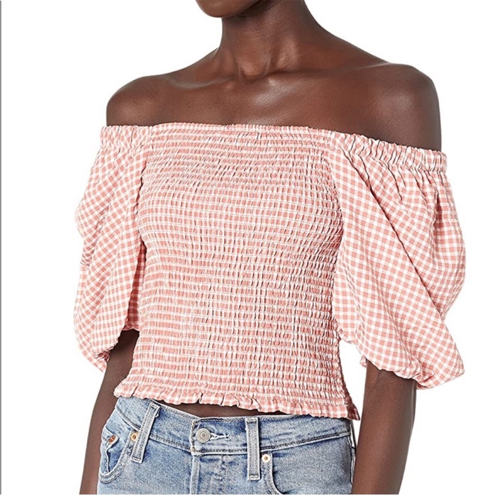 BB DAKOTA by Steve Madden Sunshine Superwoman Top